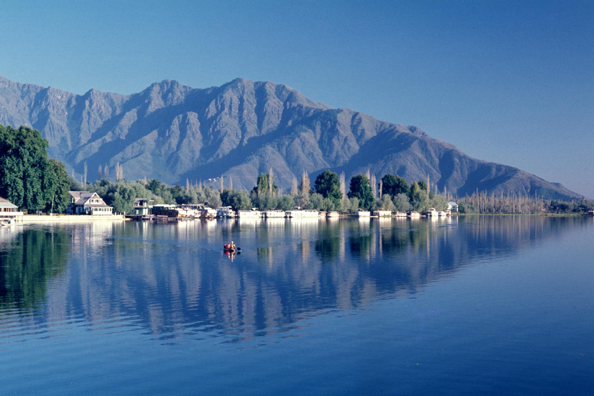 Kashmir Tour | Pickmyjourneys.com